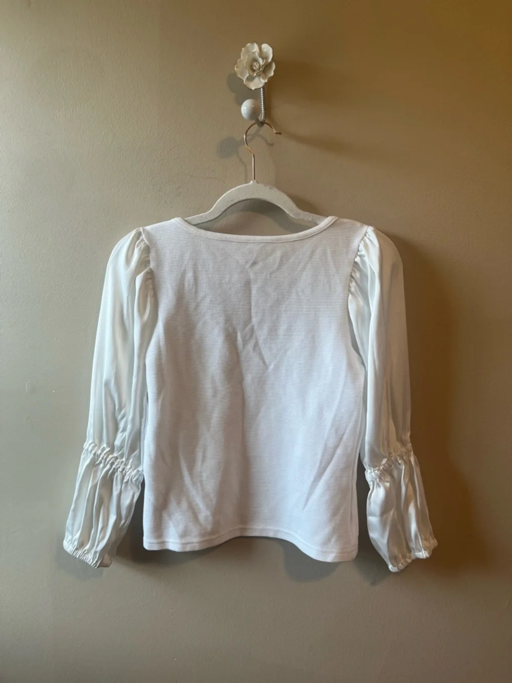 Anthropologie Maeve Ribbed Tiered Sleeve Top size XS white